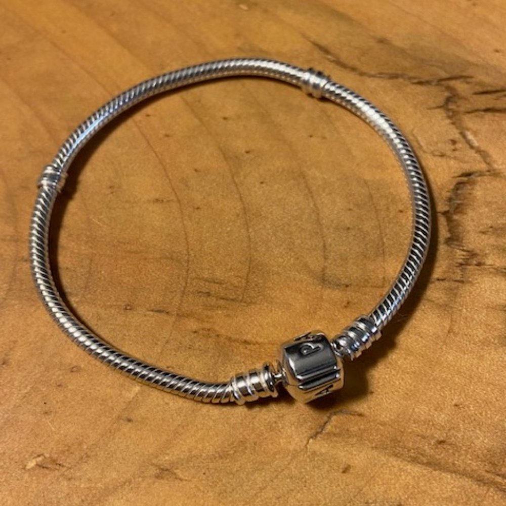 Pandora Barrel Clasp Snake Chain Bracelet 7"